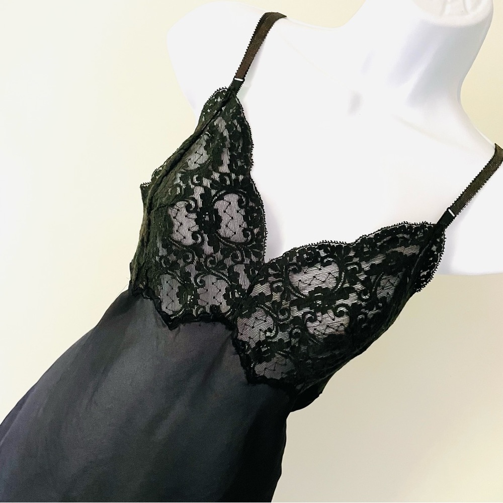 Vintage 1950s Dress Slip - Fischer Heavenly Lingerie - Sexy Black Lace & Nylon